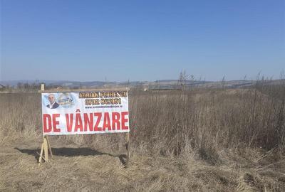 Teren Construcții intravilan de 900 mp, în Exterior Est