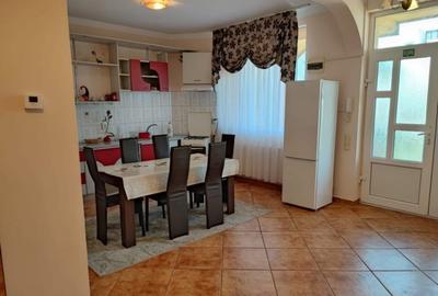 Apartament cu 3 camere decomandat, mobilat în Delfinariu - 7