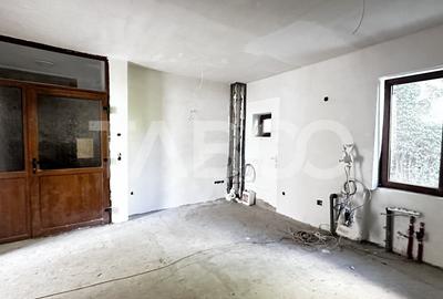 Apartament cu 3 camere decomandat în Central - 1