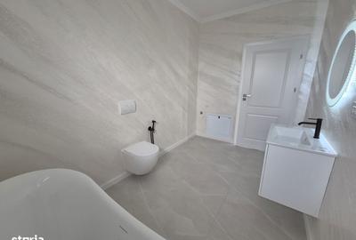 Casă cu 4 camere cu Teren 455 Mp în Central - 18