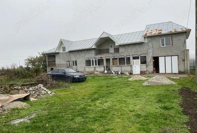 Casă în Perieți - 1