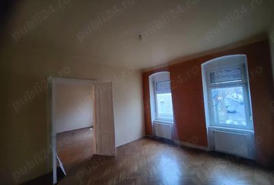 Spațiu comercial, de 70 mp, în Central