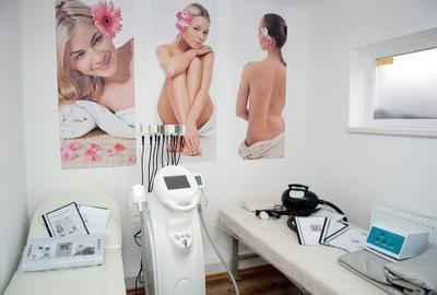 De vanzare spatiu servicii cosmetica Valea Garboului in spate la Vivo - 2