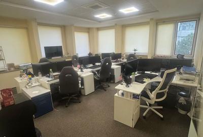 Spațiu comercial, de 36 mp, în Central - 3