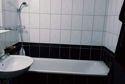 Apartament cu 3 camere decomandat în Central - 2
