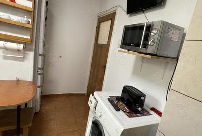 Apartament cu 2 camere decomandat în Central - 9