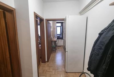 Garsonieră decomandată, mobilată în Bucium - 3