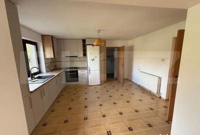 Casă cu 4 camere cu Teren 350 Mp în Central - 14