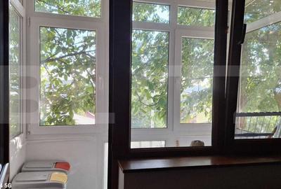 Apartament 3 camere de inchiriat, 50 mp, strada Pacurari - 8