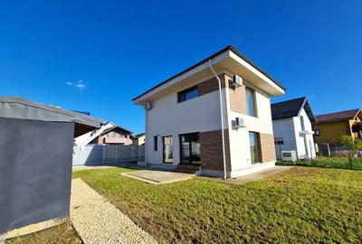 Casă cu 3 camere cu Teren 300 Mp în Tunari - 1