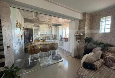 Apartament cu 4 camere decomandat în Central - 13