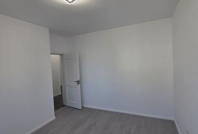 Apartament cu 2 camere decomandat în Fundeni
