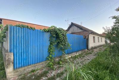 Casă cu 4 camere cu Teren 455 Mp în Central - 5