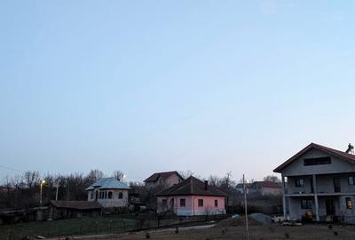 Casă individuală cu 3 camere cu Canalizare în Central - 4