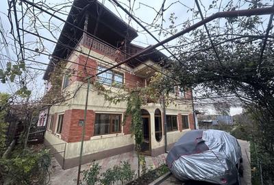 Casă individuală cu 5 camere cu Canalizare în Agigea
