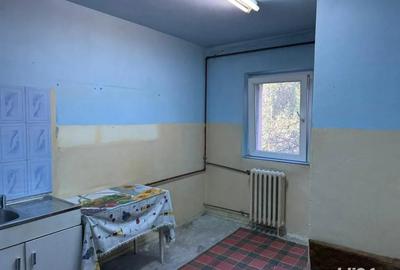 De vanzare apartament 3 camere Pia?a Verde, Aradului - 4