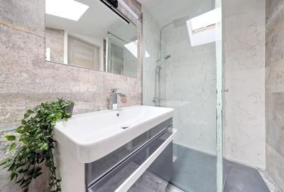 Proximitate imediata fata de Castelul Bran - 10