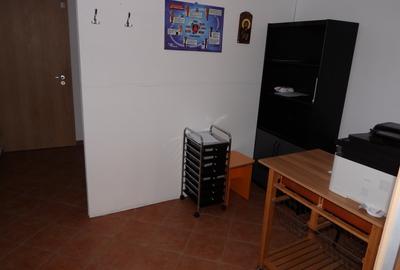 Birou, de 30 mp, în Central - 7