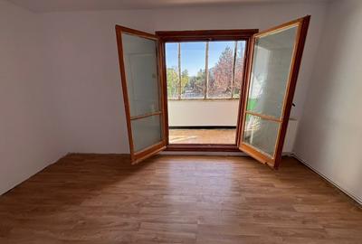 Apartament 3 camere - Astra, zona str. Berzei - 2