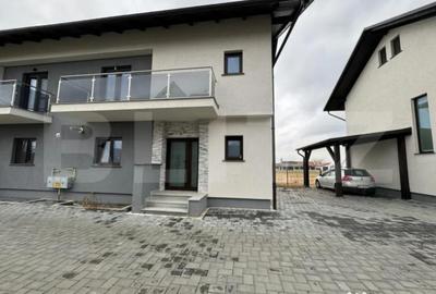 Casă cu 4 camere cu Teren 300 Mp în Central - 4