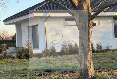 Casă individuală cu 4 camere cu Canalizare în Stupini - 9