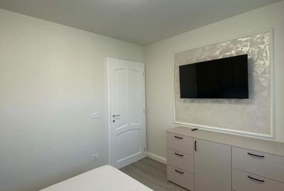 Apartament cu 3 camere semidecomandat în Micro 16 - 2