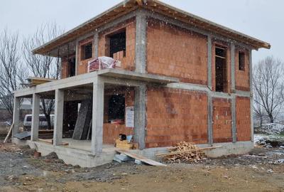 Casă individuală cu 4 camere cu Canalizare în Turnișor - 5