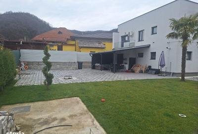 Casă cu 3 camere cu Teren 700 Mp în Troianu - 15