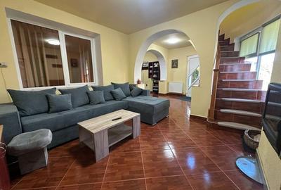 Duplex cu 5 camere cu Teren 387 Mp în Cetate - 2