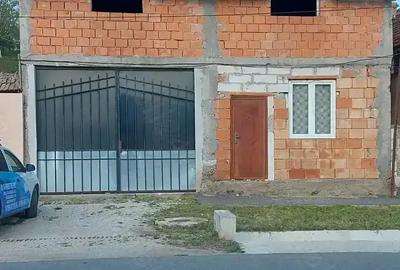 Casă în Central - 1