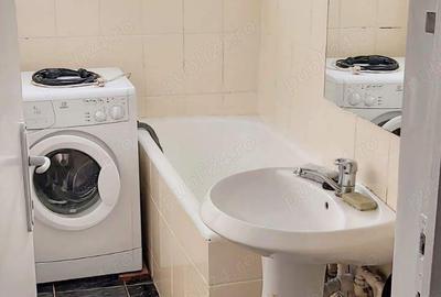 Complex, 2 camere decomandat - 1