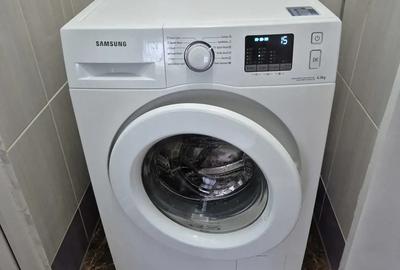 Apartament cu 2 camere decomandat în Central - 2