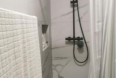 Casă cu 6 camere cu Teren 2500 Mp în Milcovul - 7