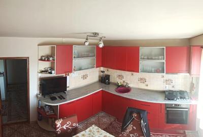 Apartament cu 3 camere decomandat, mobilat în Șag - 2