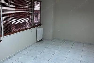 Spațiu comercial, de 46 mp, în Berceni