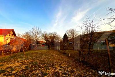 Casă cu 5 camere cu Teren 1950 Mp în Central