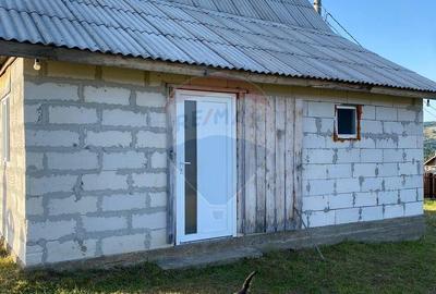 Teren de 3272 mp, în Beliș - 5