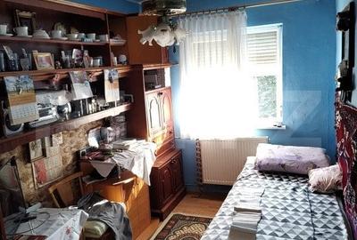 Apartament 3 camere, 56 mp, zona Decebal - 3