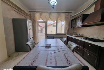 Casă cu 4 camere cu Canalizare în Central - 15