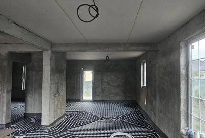 Casă cu 4 camere cu Canalizare în Nord - 1