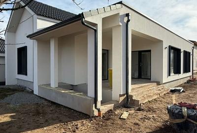 Casă individuală cu 4 camere cu Teren 376 Mp în Micești - 3