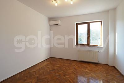 Vila spatioasa cu 13 camere | 572mp utili | 1321mp teren - 24