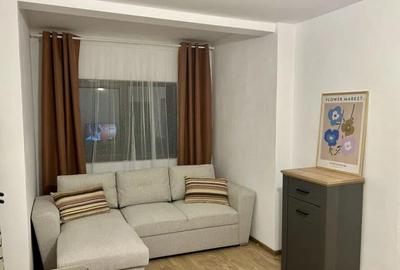 Apartament cu 3 camere, decomandat - zona Centru Civic - 1