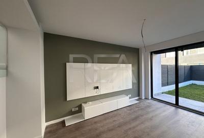 Duplex cu 5 camere cu Canalizare în Central - 2