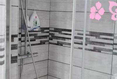 Apartament cu 4 camere decomandat în Central - 2