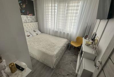 Apartament cu 2 camere decomandat în Micro 19 - 5