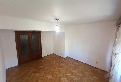 Apartament cu 2 camere decomandat în Rogerius