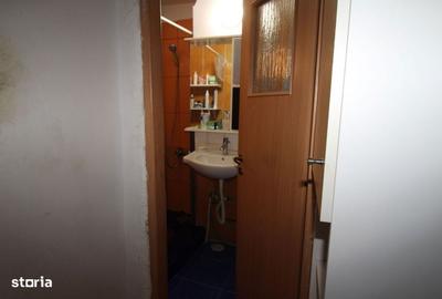 Apartament cu 3 camere decomandat în Central - 2