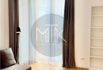 Apartament cu 3 camere semidecomandat, mobilat în Nordului - 13