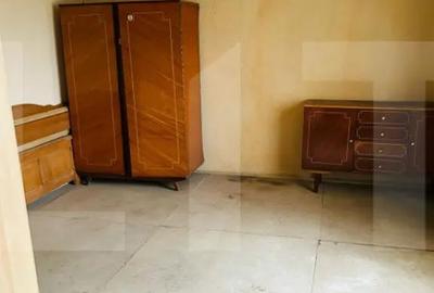 Casă cu 3 camere cu Teren 1900 Mp în Central - 4